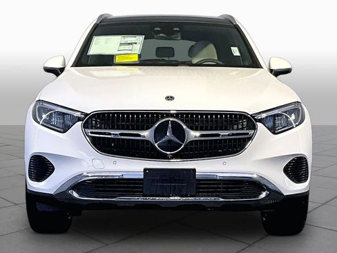 New 2026 Mercedes-Benz GLC 300 4MATIC image 2