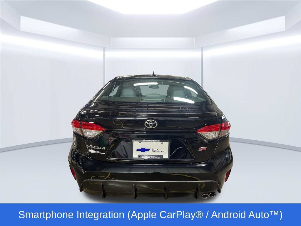 Used 2025 Toyota Corolla SE w/ Convenience Package FWD image 5
