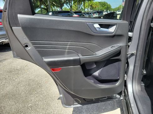 Used 2023 Ford Escape ST-Line w/ Tech Pack #1 FWD image 8