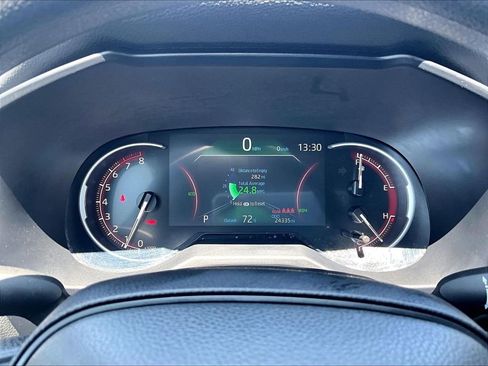 Used 2025 Toyota RAV4 XLE AWD/4WD image 25