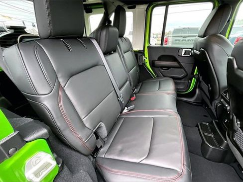 New 2026 Jeep Wrangler Unlimited Rubicon image 15