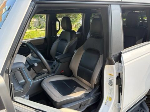 Used 2024 Ford Bronco Wildtrak AWD/4WD image 27
