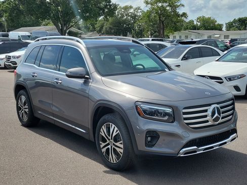 Certified 2026 Mercedes-Benz GLB 250 image 2