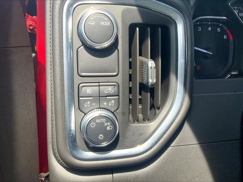 Used 2020 GMC Sierra 1500 Elevation w/ Elevation Value Package image 33