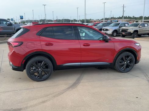 New 2025 Buick Envision Sport Touring image 9