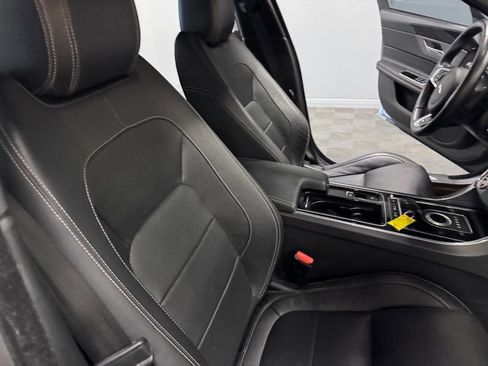 Used 2016 Jaguar XF R-Sport image 57