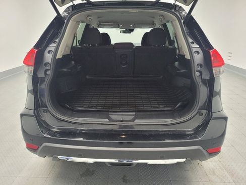 Used 2020 Nissan Rogue SV FWD image 29