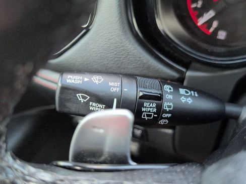 Used 2025 Dodge Durango GT RWD image 15