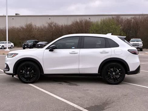 Certified 2026 Honda HR-V Sport image 3