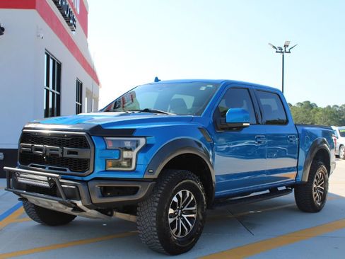 Used 2019 Ford F150 Raptor w/ Equipment Group 802A Luxury AWD/4WD image 7