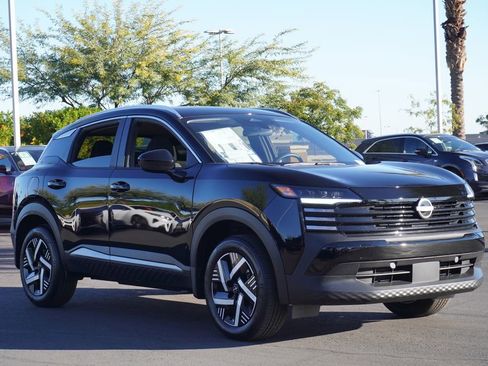 New 2026 Nissan Kicks SV w/ SV Premium Package FWD image 4