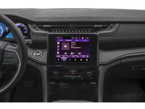 Certified 2025 Jeep Grand Cherokee L Altitude AWD/4WD image 10