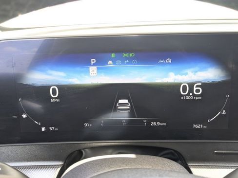 Certified 2025 Kia Sportage SX FWD image 39