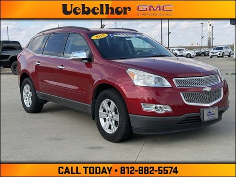 Used 2012 Chevrolet Traverse LT image 1