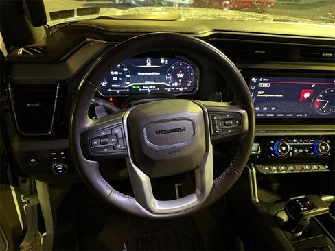 Used 2023 GMC Sierra 1500 Denali w/ Denali Reserve Package image 15