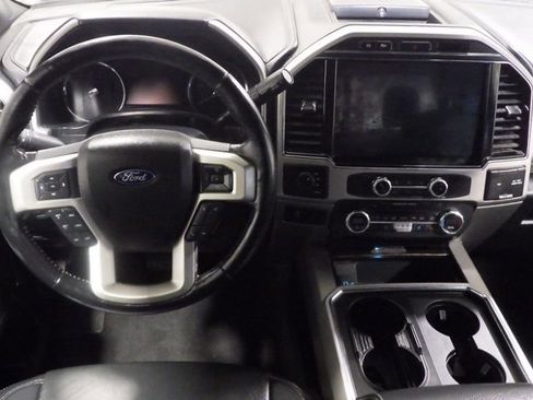Used 2022 Ford F350 4x4 Crew Cab Super Duty image 9