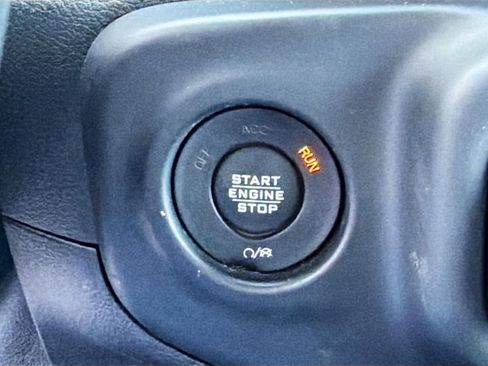 Used 2020 Jeep Gladiator Sport w/ Quick Order Package 24S AWD/4WD image 16