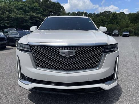Used 2023 Cadillac Escalade Premium Luxury w/ LPO, Radiant Package AWD/4WD image 8