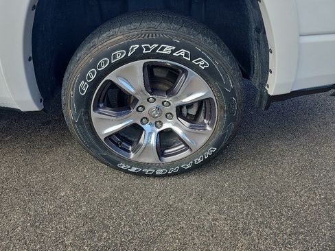 Used 2022 RAM 1500 Laramie w/ Sport Appearance Package AWD/4WD image 38