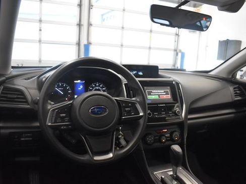 Used 2018 Subaru Impreza 2.0i Premium w/ Eyesight & BSD & Rcta AWD/4WD image 23