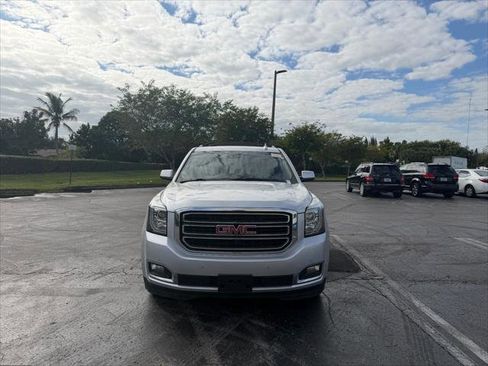 Used 2019 GMC Yukon XL SLT w/ Open Road Package image 6