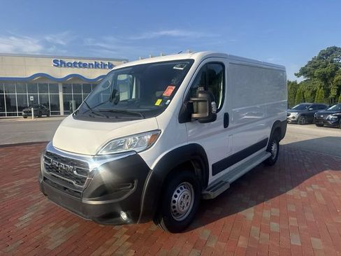 Used 2025 RAM ProMaster 2500 w/ U-Haul Equipment Group FWD image 4