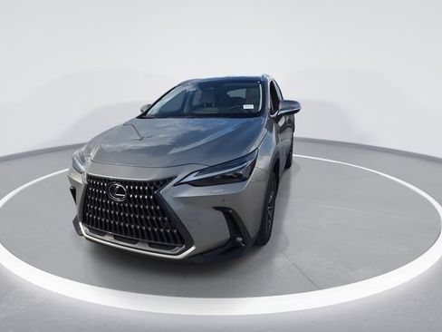 Used 2026 Lexus NX 350 AWD w/ Luxury Package image 4