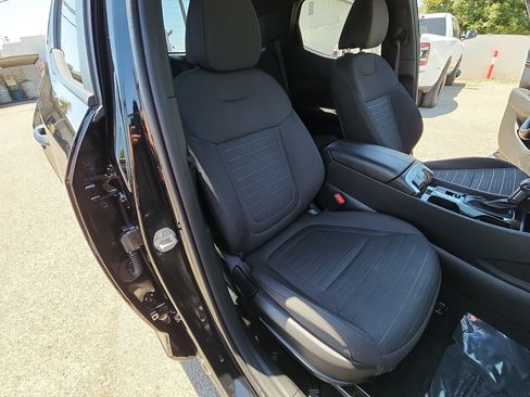 Used 2023 Hyundai Santa Cruz SE AWD/4WD image 24