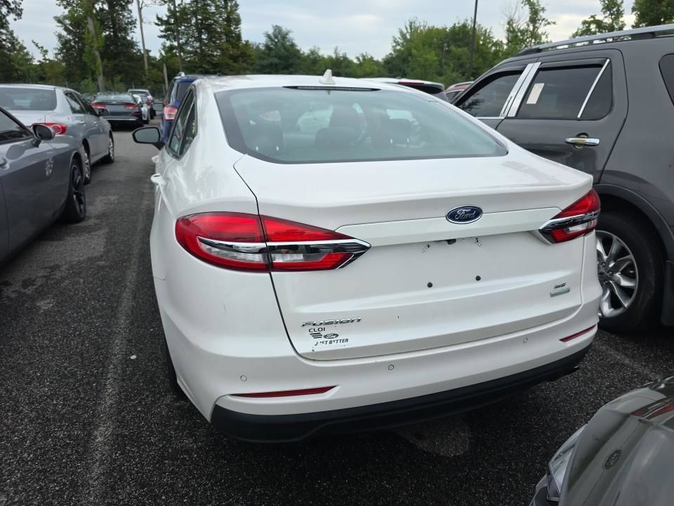 Used 2020 Ford Fusion SE FWD image 18