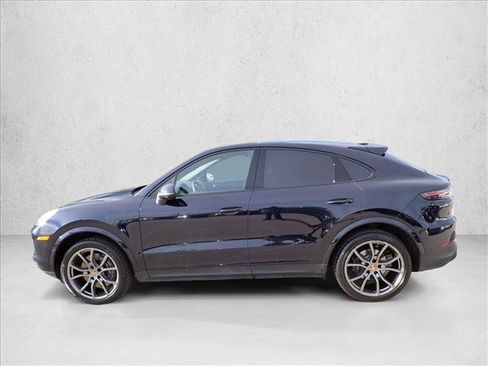 Used 2021 Porsche Cayenne image 2
