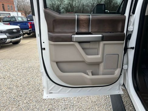 Used 2019 Ford F350 Limited image 16