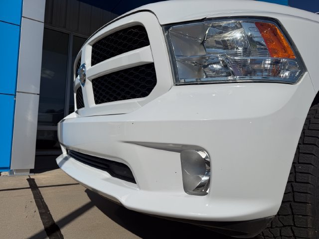 Used 2015 RAM 1500 Express AWD/4WD image 12