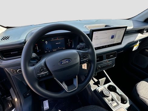 New 2025 Ford Maverick XL image 7