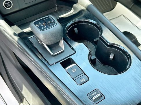 Certified 2023 Nissan Rogue SL FWD image 13