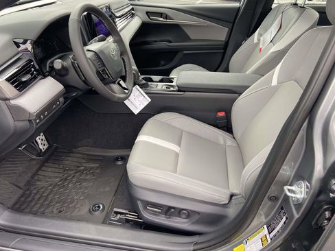 New 2026 Toyota Camry SE FWD image 13