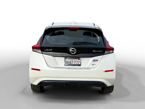 Used 2019 Nissan Leaf SV w/ SV All Weather Package image 4