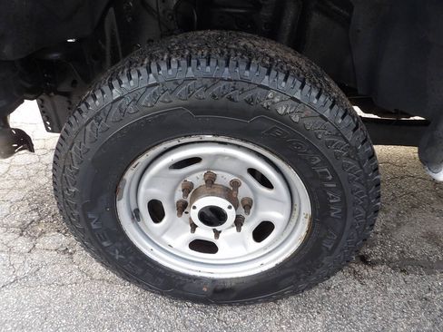 Used 2012 Ford F250 XL w/ XL Value Pkg AWD/4WD image 5