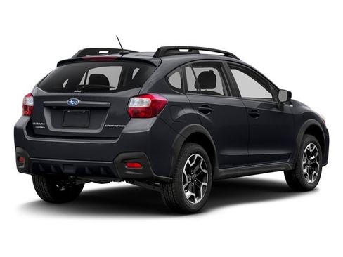 Used 2017 Subaru Crosstrek 2.0i Limited AWD/4WD image 2