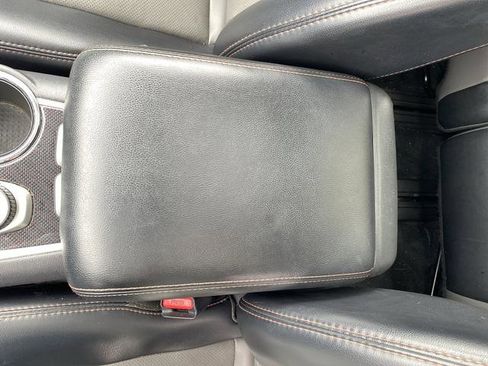 Used 2019 Nissan Pathfinder SL image 27