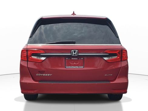 Used 2023 Honda Odyssey Elite image 6