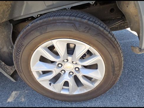Used 2024 Chevrolet Silverado 1500 Custom RWD image 17