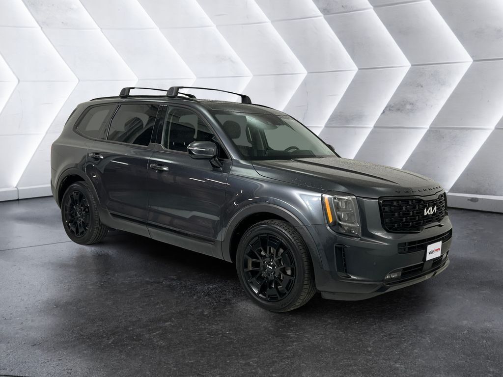Used 2022 Kia Telluride SX w/ Nightfall Edition Package AWD/4WD image 1