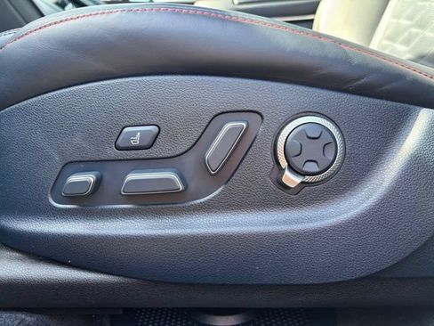 Used 2025 Genesis GV80 3.5T AWD/4WD image 15