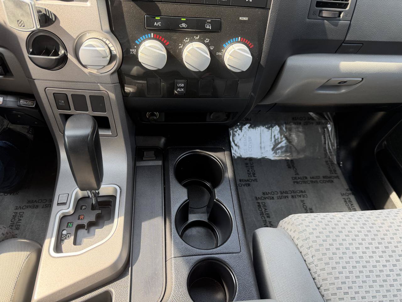 Used 2010 Toyota Tundra 2WD Double Cab w/ SR5 Pkg image 14