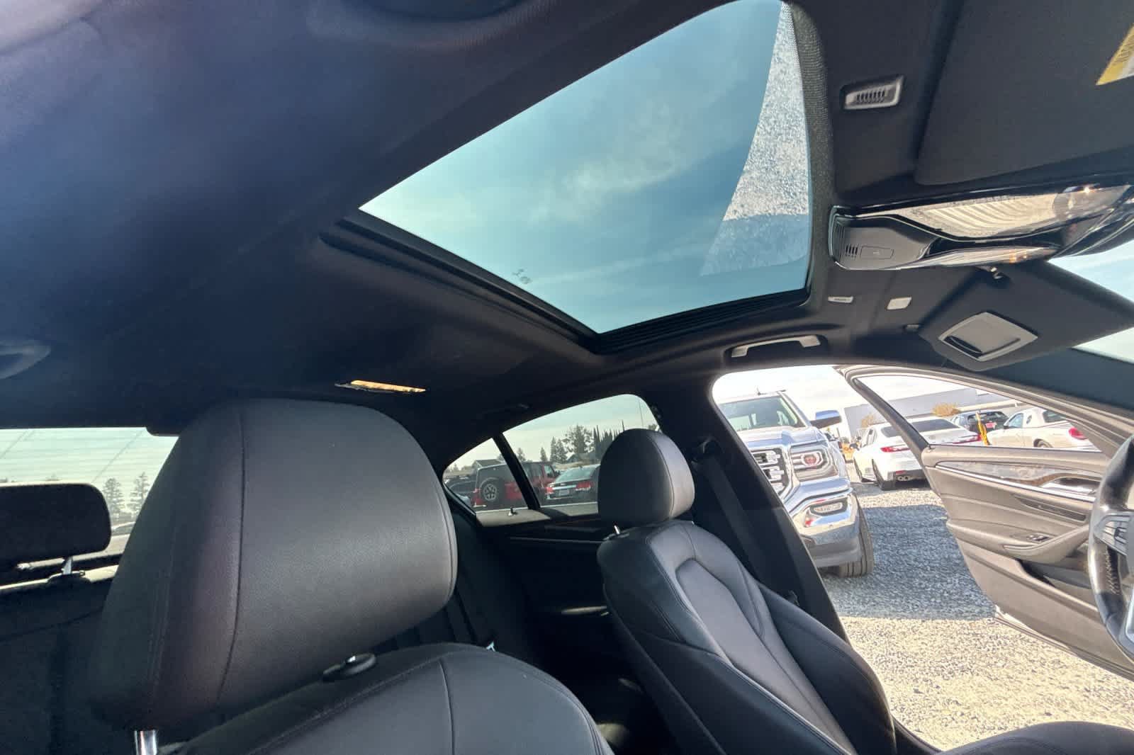 Used 2017 BMW 530i RWD image 17