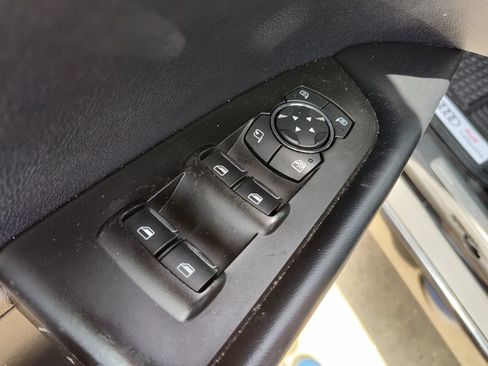 Used 2019 Lincoln Nautilus Reserve FWD image 22