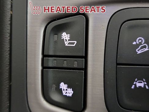 Used 2024 GMC Terrain AT4 w/ Tech Package image 26