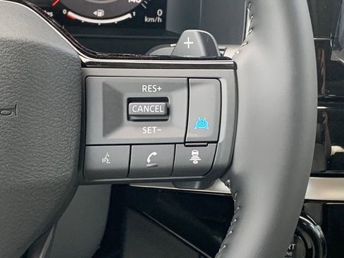 New 2026 Nissan Pathfinder SL image 13