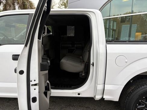 Used 2016 Ford F150 XLT image 30