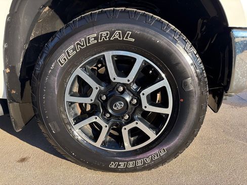 Used 2016 Toyota Tundra SR image 26